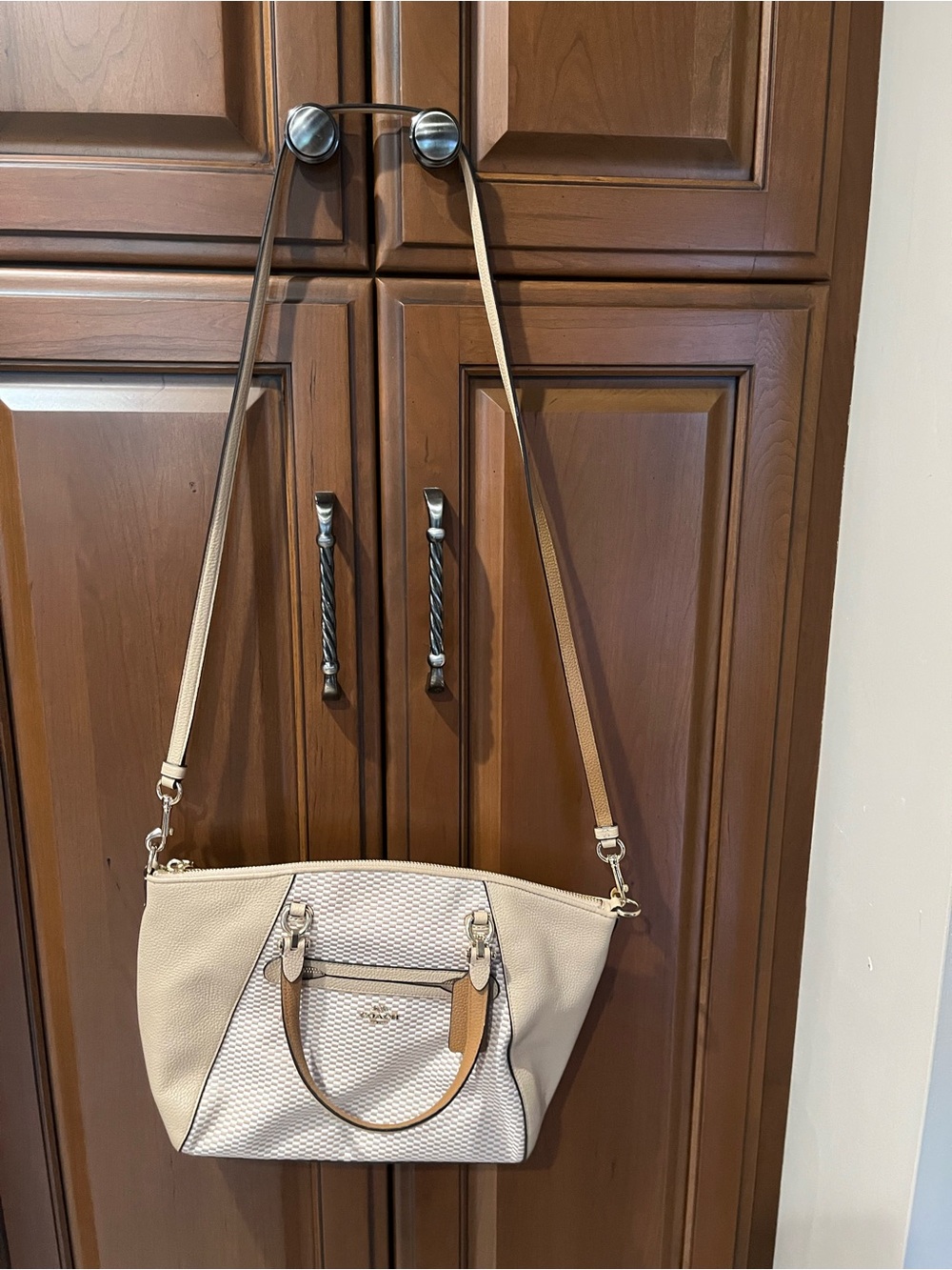 Coach Beige and White Convertible Shoulder Tote